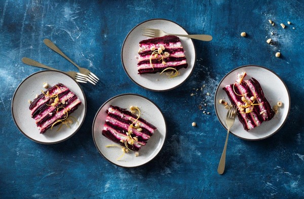 Terrine met laagjes biet